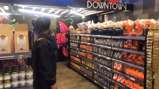 Klub Malam LBTGQ Terbesar di Peru Disulap Jadi Minimarket. (Facebook/ValetodoDowntown)