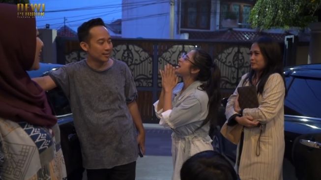 Di-prank, Denny Cagur Ngamuk ke Dewi Perssik