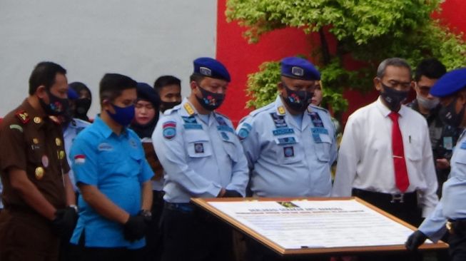 Apel besar deklarasi dan komitmen bersama Gerakan Anti Narkoba, di Lapas Kelas I Tangerang, Kota Tangerang, Jumat (3/7/2020). (Dok : BNN)