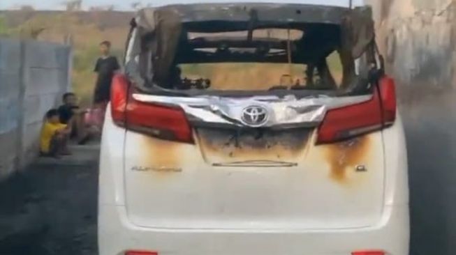 alphard via iu