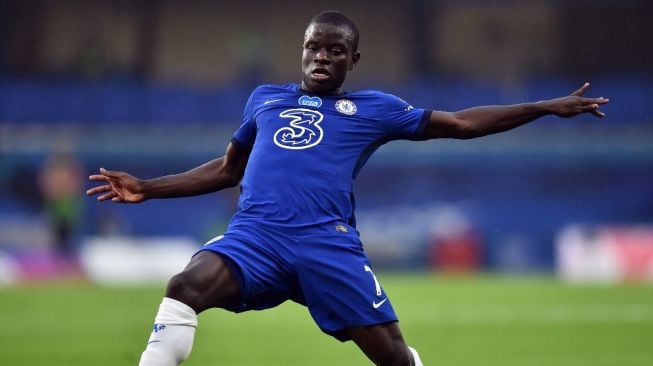 Handball Aneh N'Golo Kante saat Chelsea Dikalahkan Wolves Jadi Sorotan