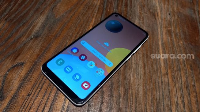 Samsung Galaxy A11. [Suara.com/Tivan Rahmat]