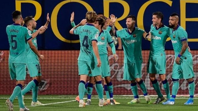 Hantam Villarreal, Barcelona Pangkas Jarak dari Real Madrid