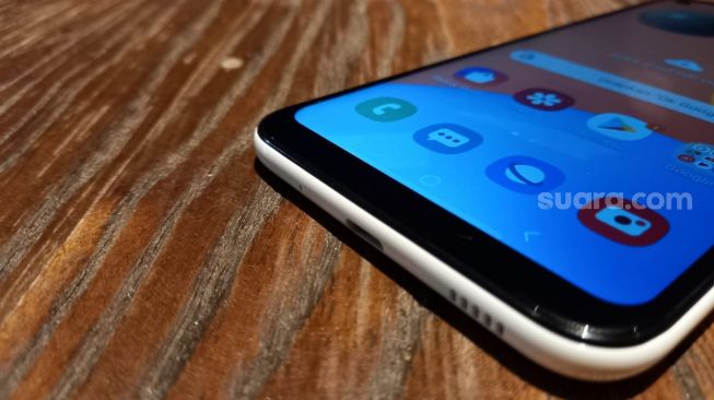 Samsung Galaxy A11. [Suara.com/Tivan Rahmat]