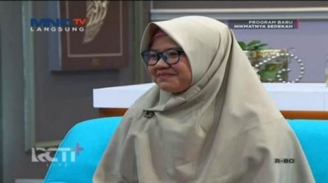 Kisah Guru Honorer Bisa Kuliah di Luar Negeri Berkat Sedekah Tiap Subuh