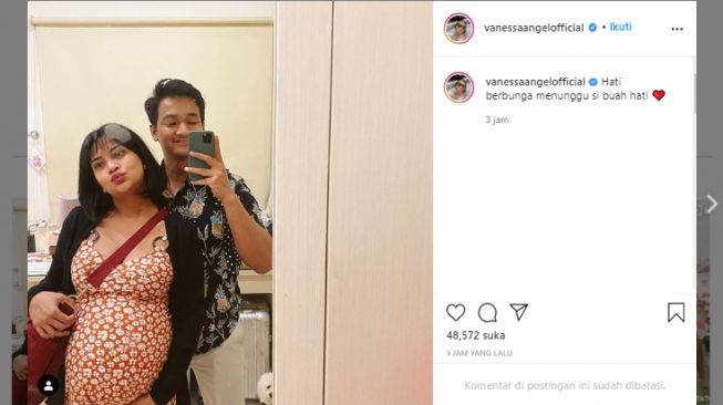 Vanessa Angel foto mesra bareng suami. (Instagram/@vanessaangelofficial)