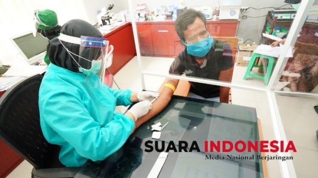 Kirim Barang ke Bali, Sopir Banyuwangi Gratis Rapid Test