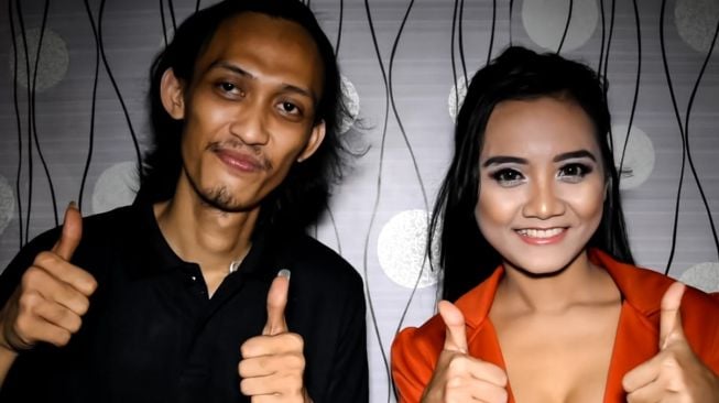 Duo Chika dan Agus [dokumentasi pribadi]