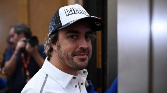 Mantan pebalap Formula 1 Fernando Alonso saat akan mengikuti Dakar Rally bersama tim Toyota. FRANCK FIFE / AFP