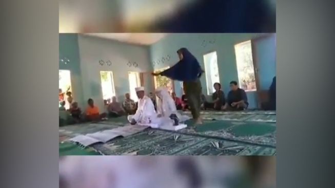 Heboh Video Seorang Ibu Mengamuk saat Akad Nikah Berlangsung