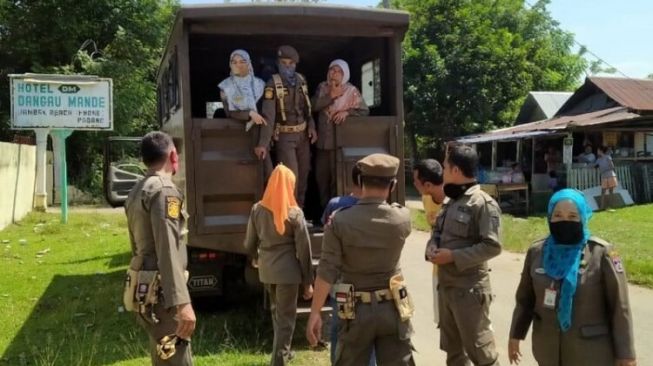 Favorit jadi Tempat Mesum, Satpol PP Siap Temui Pengelola Pasir Jambak