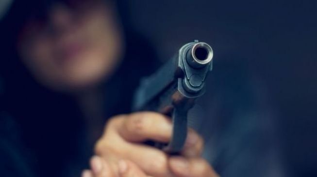 Gara-gara Cinta Ditolak, Pria Ini Tembak Gadis dan Ayahnya