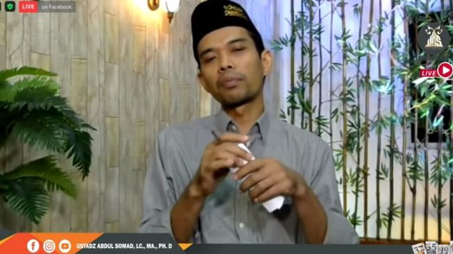 Ustaz Abdul Somad menceritakan saat dirinya diusir dari pesawat. (YouTube/Ustadz Abdul Somad Official)