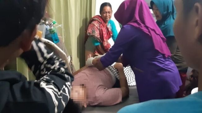 Main di Taman Depan Rumah Dinas Bupati, Remaja Tewas Kesetrum Tiang Lampu