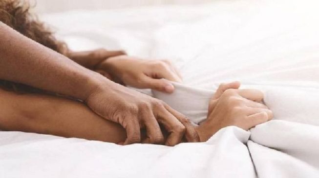 Ajak Belajar Kelompok, Pria Ini “Garap” Puluhan Gadis