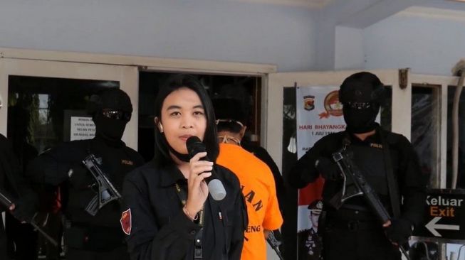 Bejat! Sudah Menikah Enam Kali, Masih Belum Puas Malah Cabuli Bocah SD