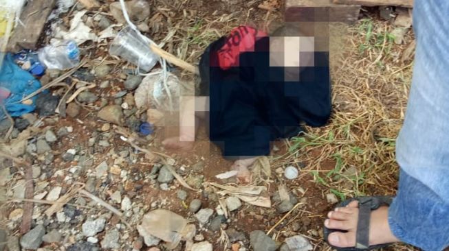 Mayat Bayi Terbungkus Kantong Plastik di Natuna, Sengaja Dibuang di Pinggir Jurang