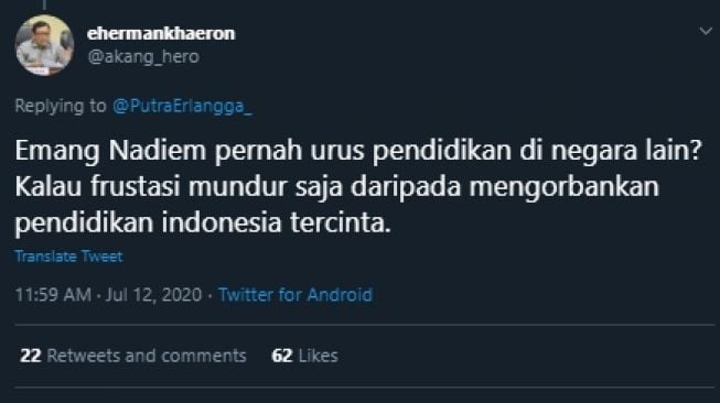 Cuitan Herman Khaeron menyindir Mendikbud Nadiem Makarim untuk mundur. (Twitter/@akang_hero)