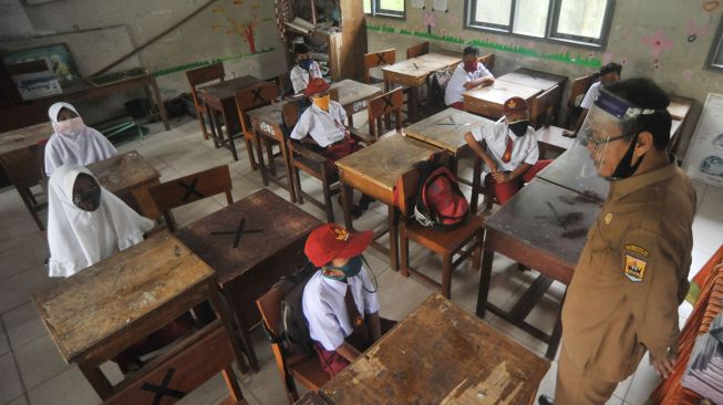 1.410 Sekolah di Zona Kuning dan Hijau Dibuka, Paling Banyak di Sumatera
