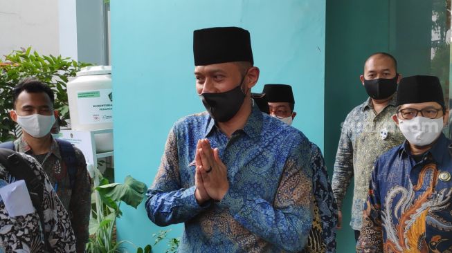 Ketua Umum DPP Partai Demokrat, Agus Harimurti Yudhoyono (AHY) di kantor MUI. (Suara.com/Bagaskara)