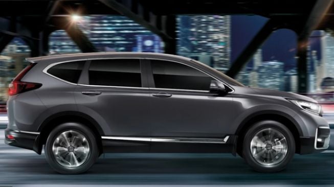 Tampak samping Honda CR-V facelift  [screenshot YouTube: Car Debuts].