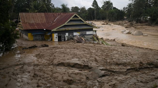 Analisis KLHK: Banjir Bandang Luwu Utara Akibat Perkebunan Sawit