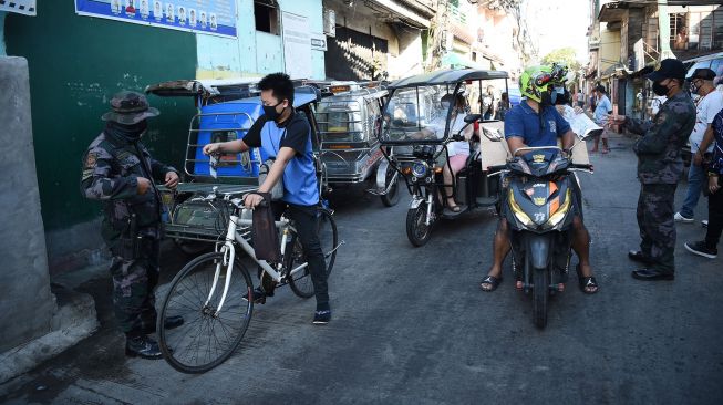 Bergelut Atasi Covid-19, Filipina Perpanjang Pembatasan hingga Pertengahan Juli