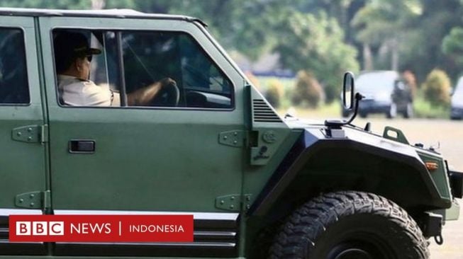 Kendaraan Militer Pindad: Pembelian 500 Rantis Maung di Tengah Pandemi