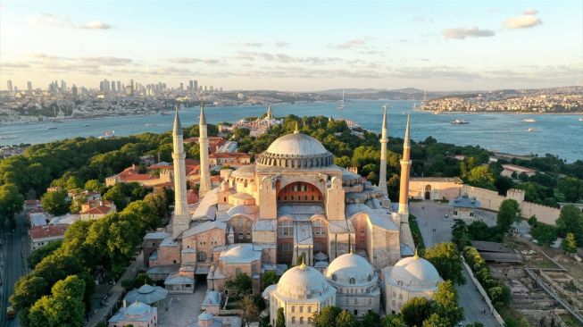 Hagia Sophia Kembali Jadi Masjid, Ayasofya Jadi Nama Anak Populer