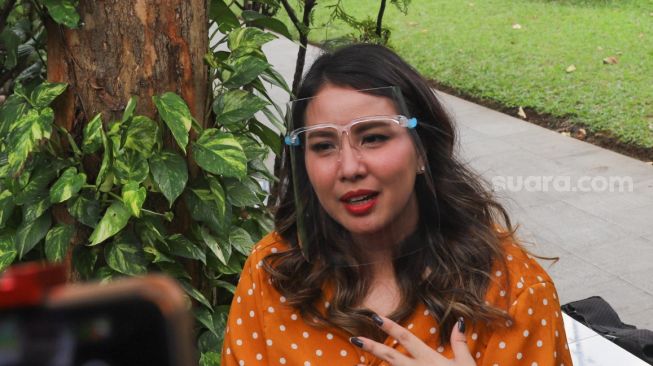 Tya Ariestya Kesal, Cara Mengasuh Anak Sering Dikritik Followers-nya