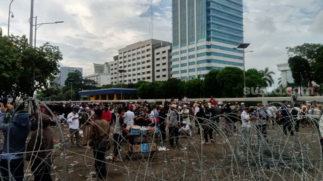 Pendemo Tolak RUU HIP di Gedung DPR Sudah Bubar