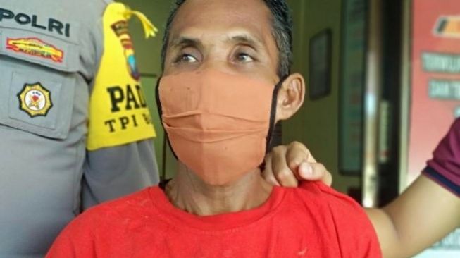 Ditinggal Sang Ibu, Bunga 'Digerayangi' Dukun Cabul