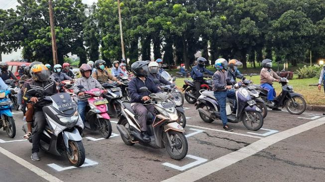 Traffic Light di Kota Cilegon Dipasang Starting Grid Ala Moto GP