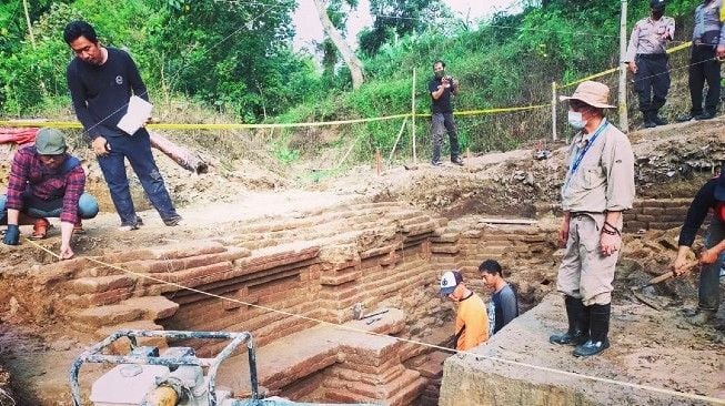 Temuan Ini Jadi Bukti Struktur Kuno di Brumbung Petirtaan Era Majapahit