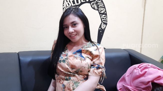 Cerita Anggy Novia Rela Resign dari Kantornya Demi Jadi Artis