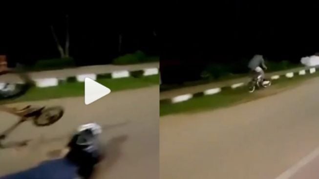 Video Dua Pesepeda Jatuh Misterius saat Asyik Gowes di Jakabaring