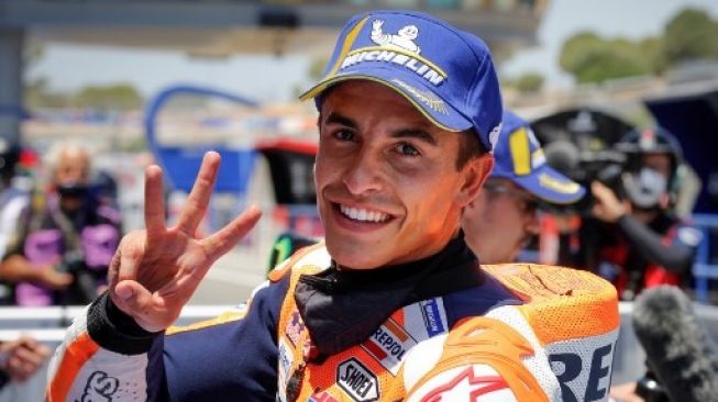 Pebalap Repsol Honda Marc Marquez usai babak kualifikasi MotoGP Spanyol di sirkuit Jerez.Handout / MOTOGP.COM / AFP