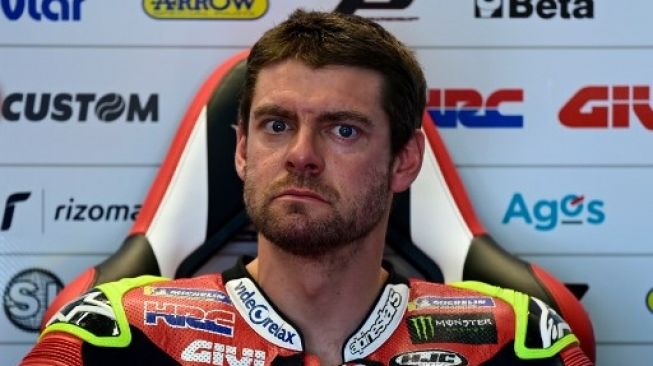 Crutchlow Nilai MotoGP Terlalu Mengekspos Video Rossi Hampir Tertimpa Motor