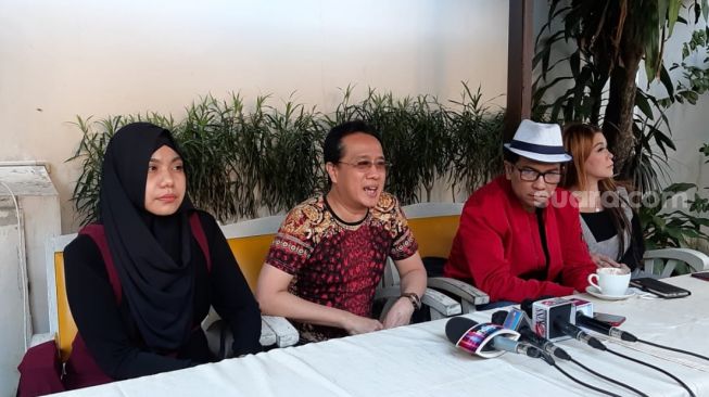 Disebut Sudah Terima Bayaran dari Baim Wong, Pemilik QQ Production Ngamuk