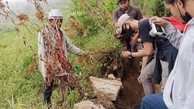 Misteri Ondo Budho Dieng, Tangga Bagi Peziarah Menuju Tempat Suci Dieng