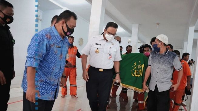 Kadis Pertamanan DKI Positif Corona, Terakhir Rapat dengan Anies