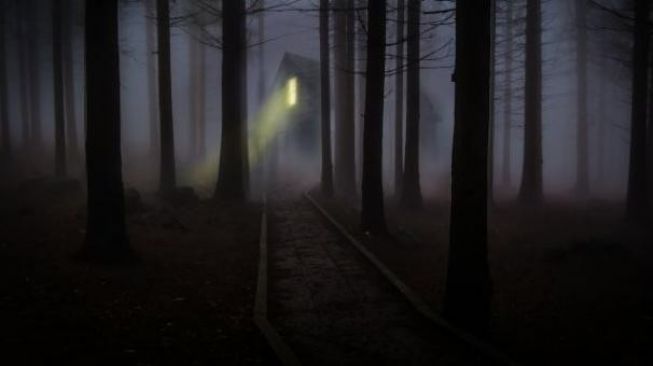 Nggak Melulu Seram, Lima Kota Hantu Ini Malah Jadi Spot Foto Estetik