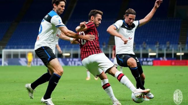 AC Milan Ditahan Imbang Atalanta, Berikut Klasemen Terbaru Liga Italia