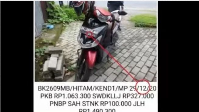 Pelat nomor dengan beda tanggal ini jadi sorotan Youtuber (Youtube)