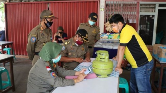 Satpol PP Sita 11 Tabung Elpiji Tiga Kilogram Milik Tempat Usaha