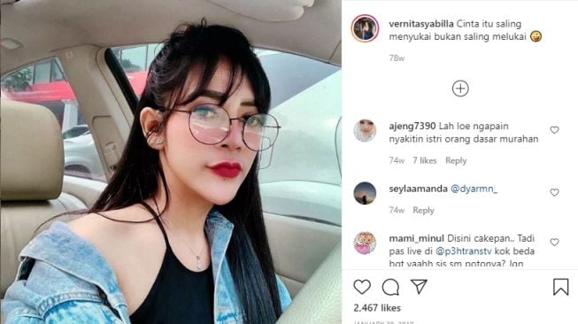 Vernita Syabilla tetap cantik meski di dalam mobil (Instagram)