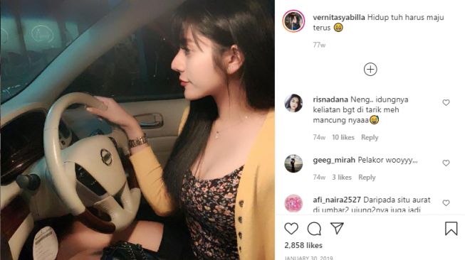 Siap ngajak ngegas dengan mobilnya  (Instagram)