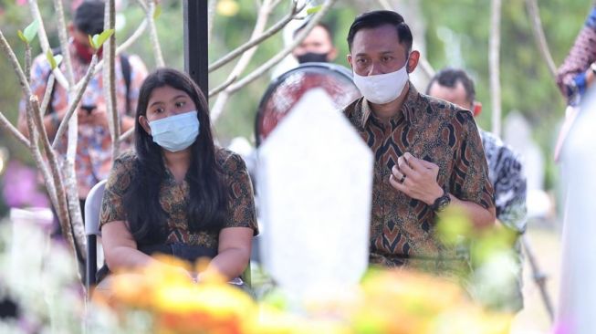 Tafsir Mimpi AHY dan SBY Didatangi Bu Ani Yudhoyono