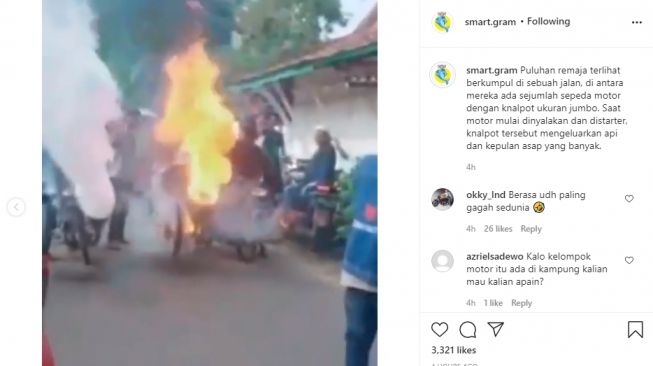 Berukuran Tak Wajar, Knalpot Motor Ini Keluarkan Api dan Bersuara Bising