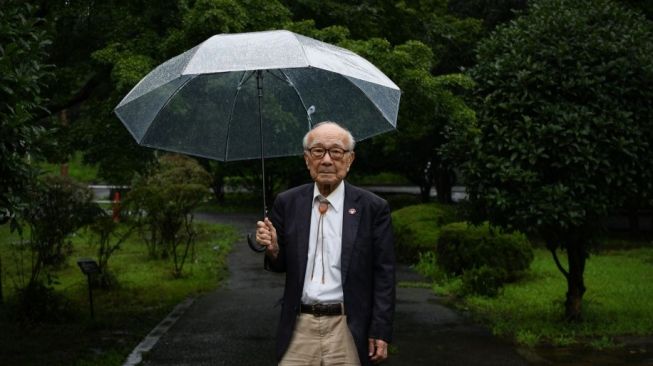 Terumi Tanaka, pria yang selamat dari peristiwa bom Nagasaki.[Twitter/@derspiegel]